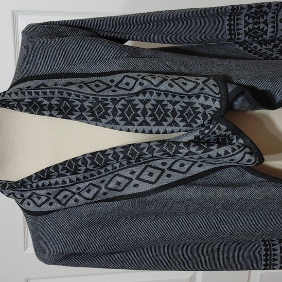 ✨Gabriel Sweater - Picture 2 of 9